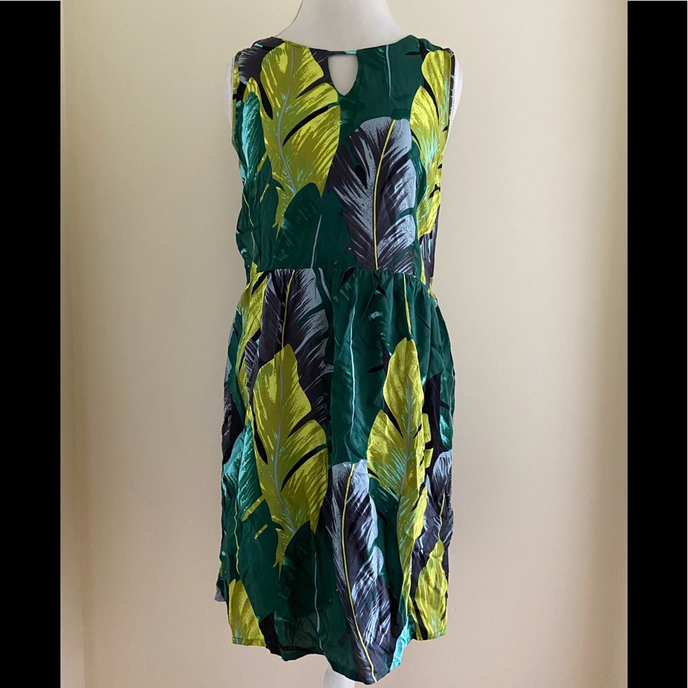 🌿Tropical Print Beach Dress - M NWT